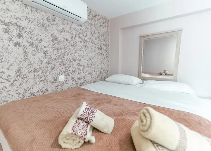 Old Town Euphoria Apartment